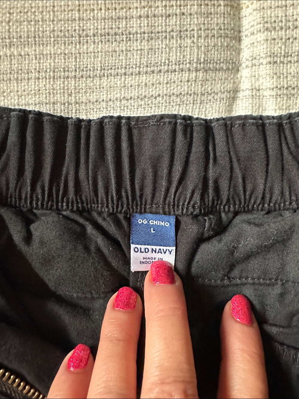 Old Navy..Set of 4 Casual Elastic-Waist Shorts in Black, Navy, Gray, and Khaki - Picture 4 of 14